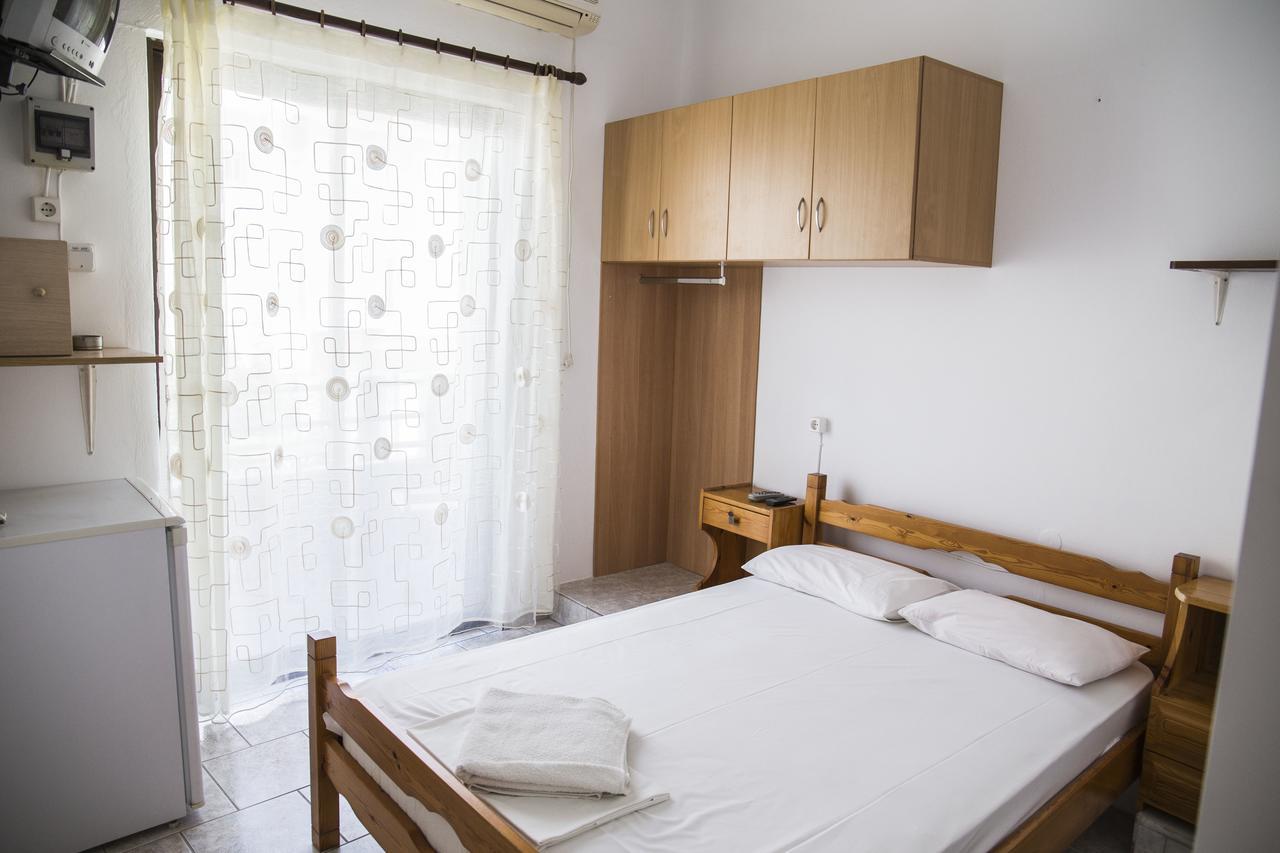 Orfeas Rooms วาซีลีกี ภายนอก รูปภาพ